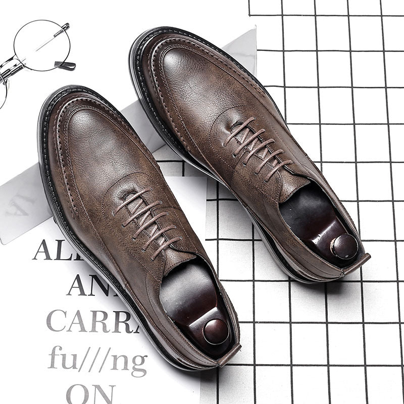 Round toe lace-up patent leather shoes