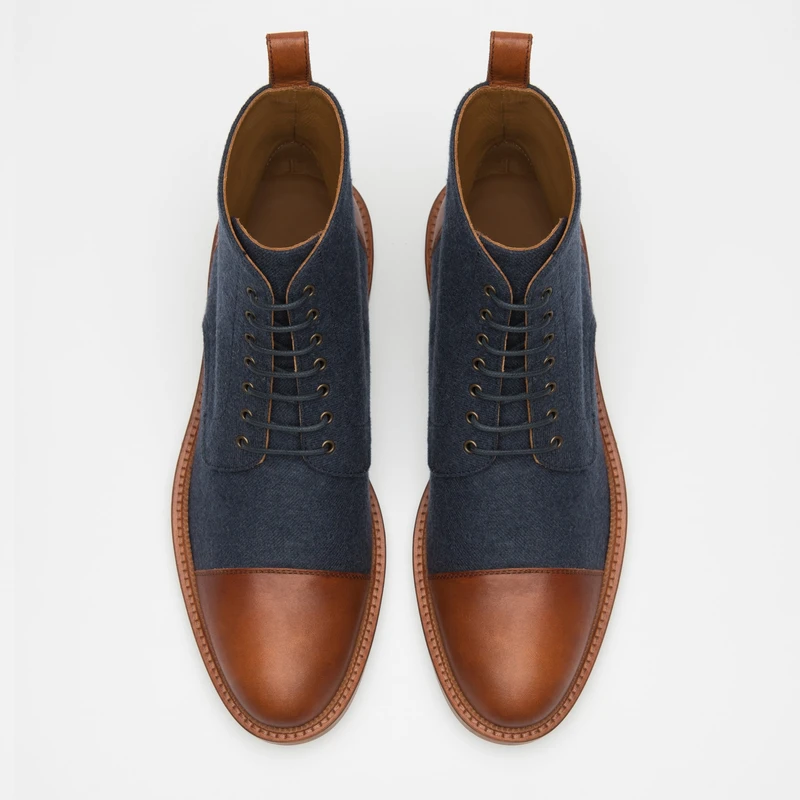 Round Toe Lace-up Low Boots