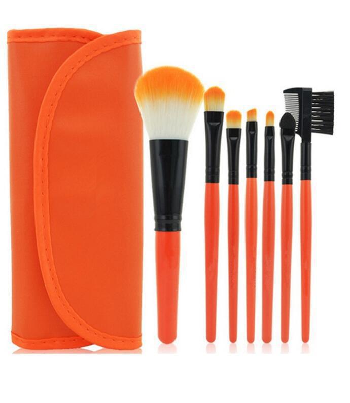 Makeup Brush Set with 7 Brushes