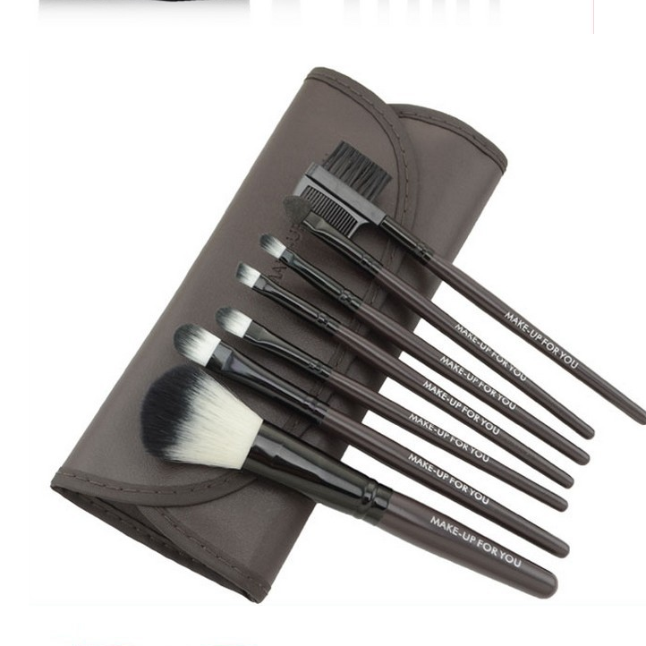 7-Piece Makeup Brush Set with Premium Brush Bag