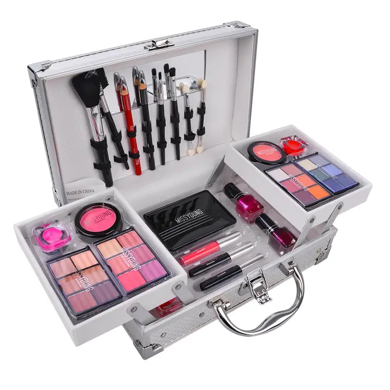 All-in-One Makeup Kit with Eyeshadow and Lipgloss