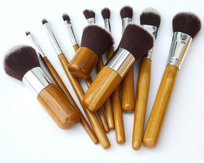 11-Piece Wooden Color Makeup Brush Set
