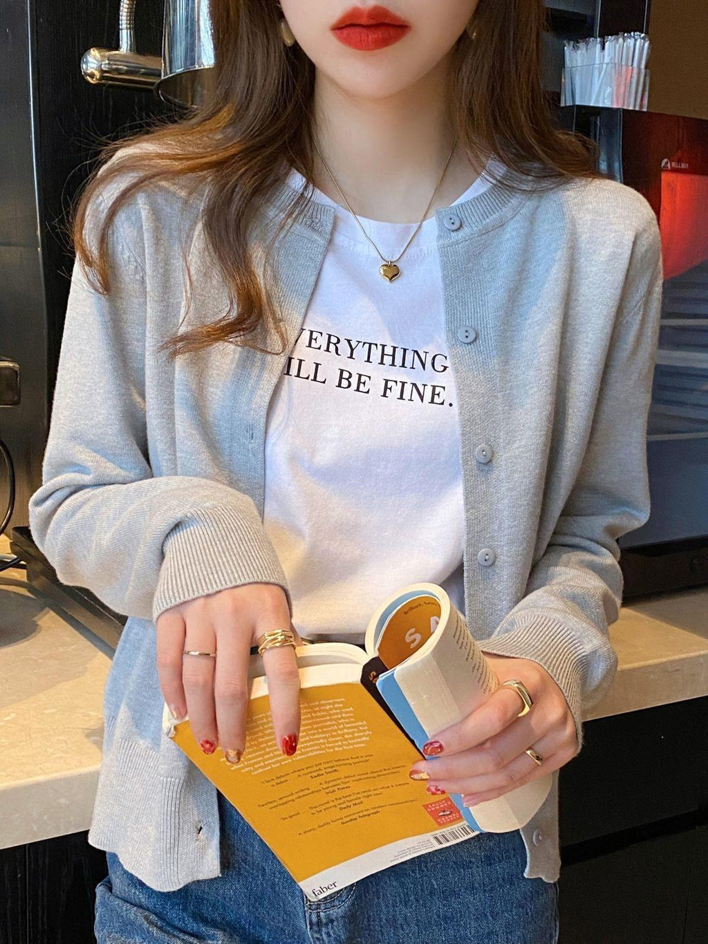Women's Slimming Round-Neck Long-Sleeve Knitted Cardigan