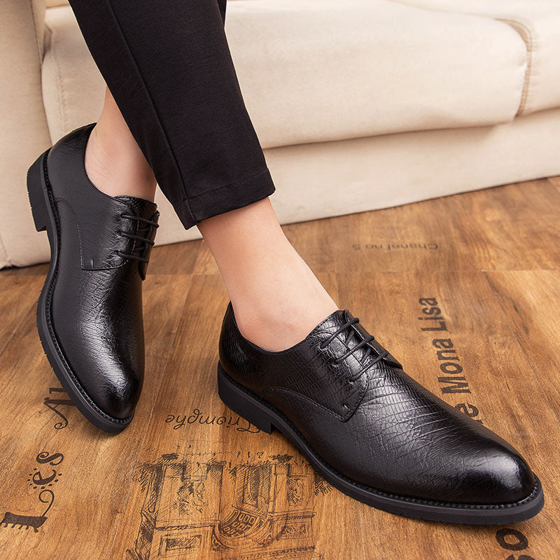 Men's Casual Brogue Leather Shoes (Fashionable Design)