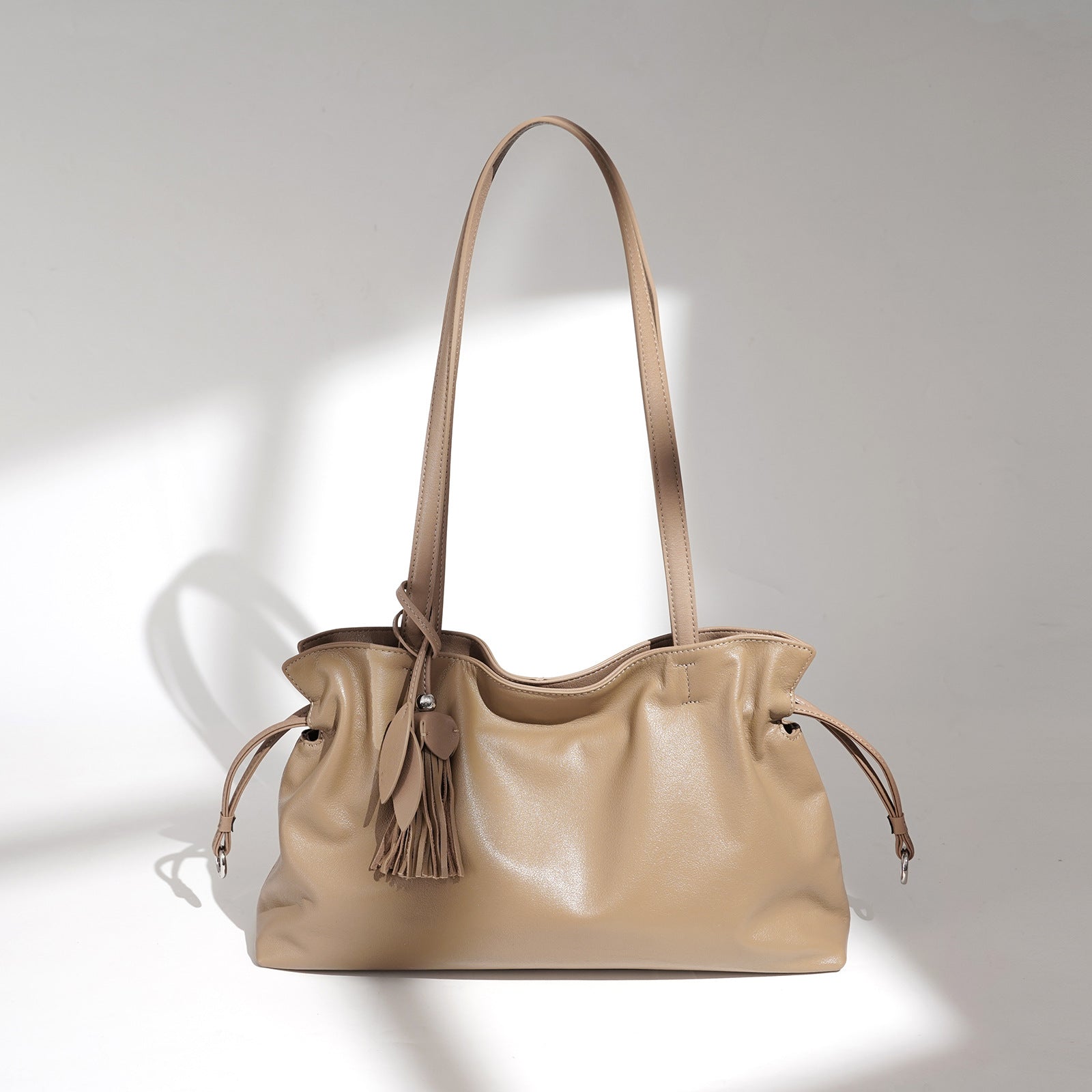 Womens Stylish, Vintage, Versatile, And Personalized Shoulder Bag