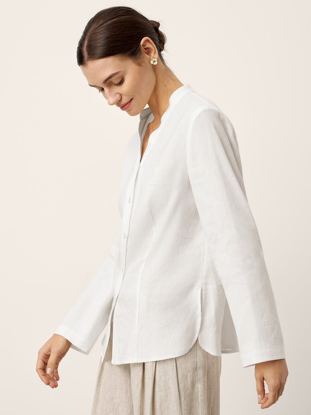 Linen-Lyocell Mandarin Collar Fitted Seam Shirt THORA
