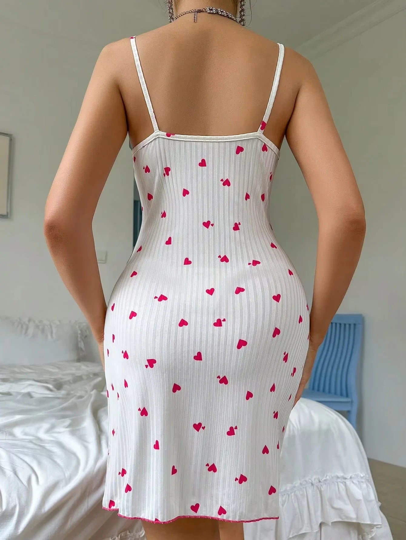 New Style Luxury Women Heart Print  Nightdress  Deep V Sleeveless Fashion Pajamas Seductive Sleep Dress Valentine's Women's Gift