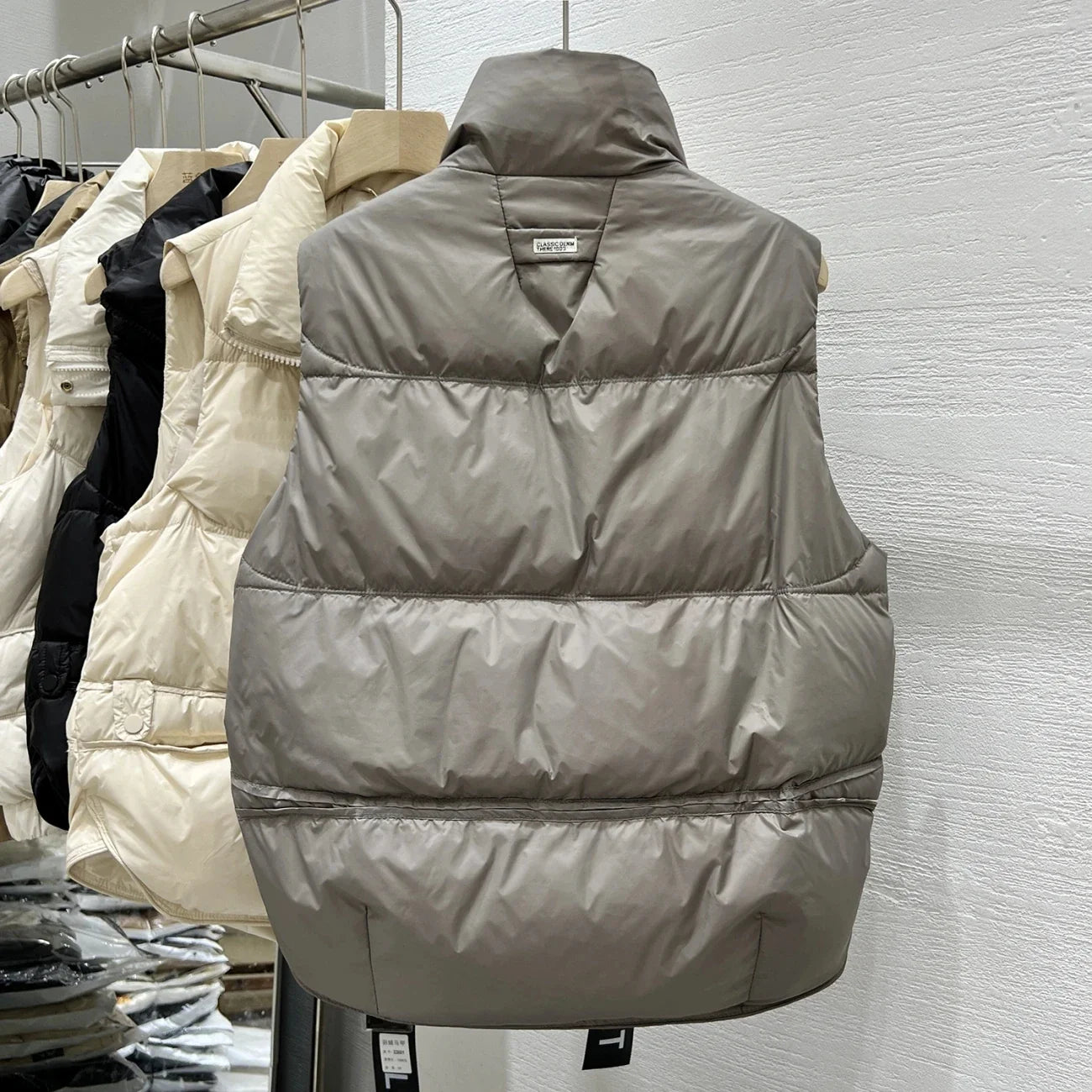 Women Autumn Winter Down Cotton Vest Jacket 2025 New Women Loose Stand Collar Vest Coat Women Short Vest Jacket Cotton Waistcoat