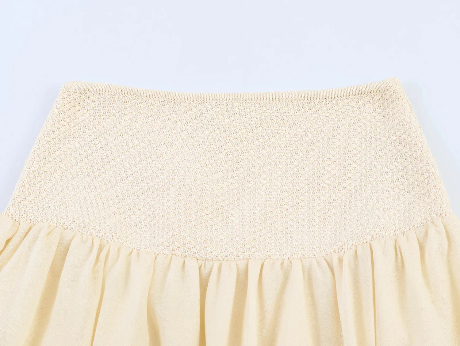Summer minimalist style V-neck slim fit structured knit short sleeved knitted jacket with suspender short top and half skirt