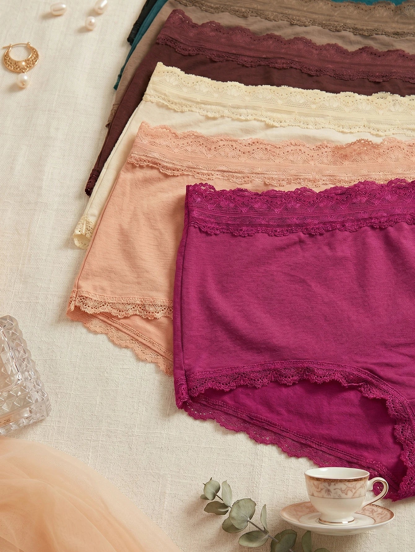 7Pcs/Set Women Lace Trim Seamless Panties Plain Sexy Lace Briefs Daily Breathable Girls Underwear Soft Plus Size Lingerie S-XXL