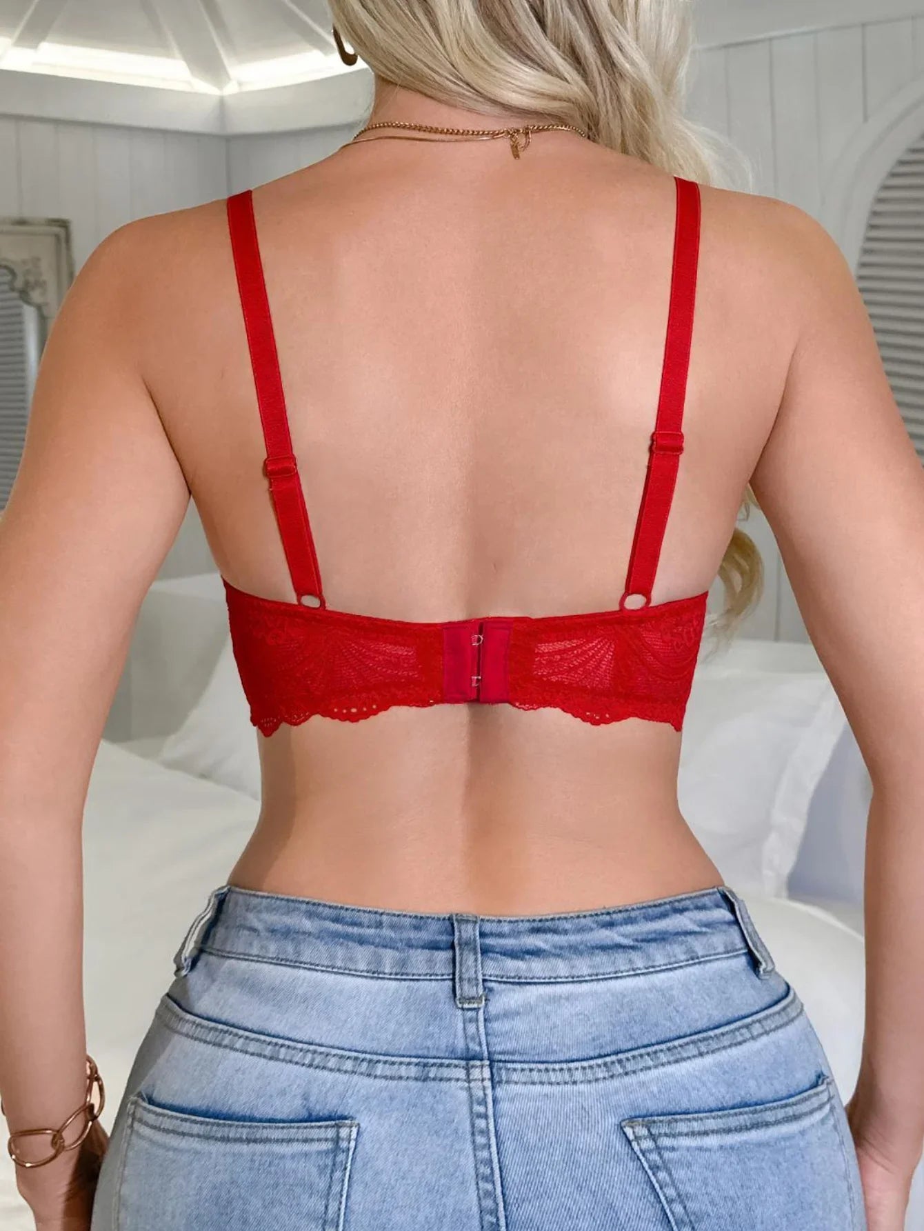French Women's Lace Trim Bra Sexy Plunge Push Up Underwire Bra Chic & Elegant Ladies Lingerie Underwear