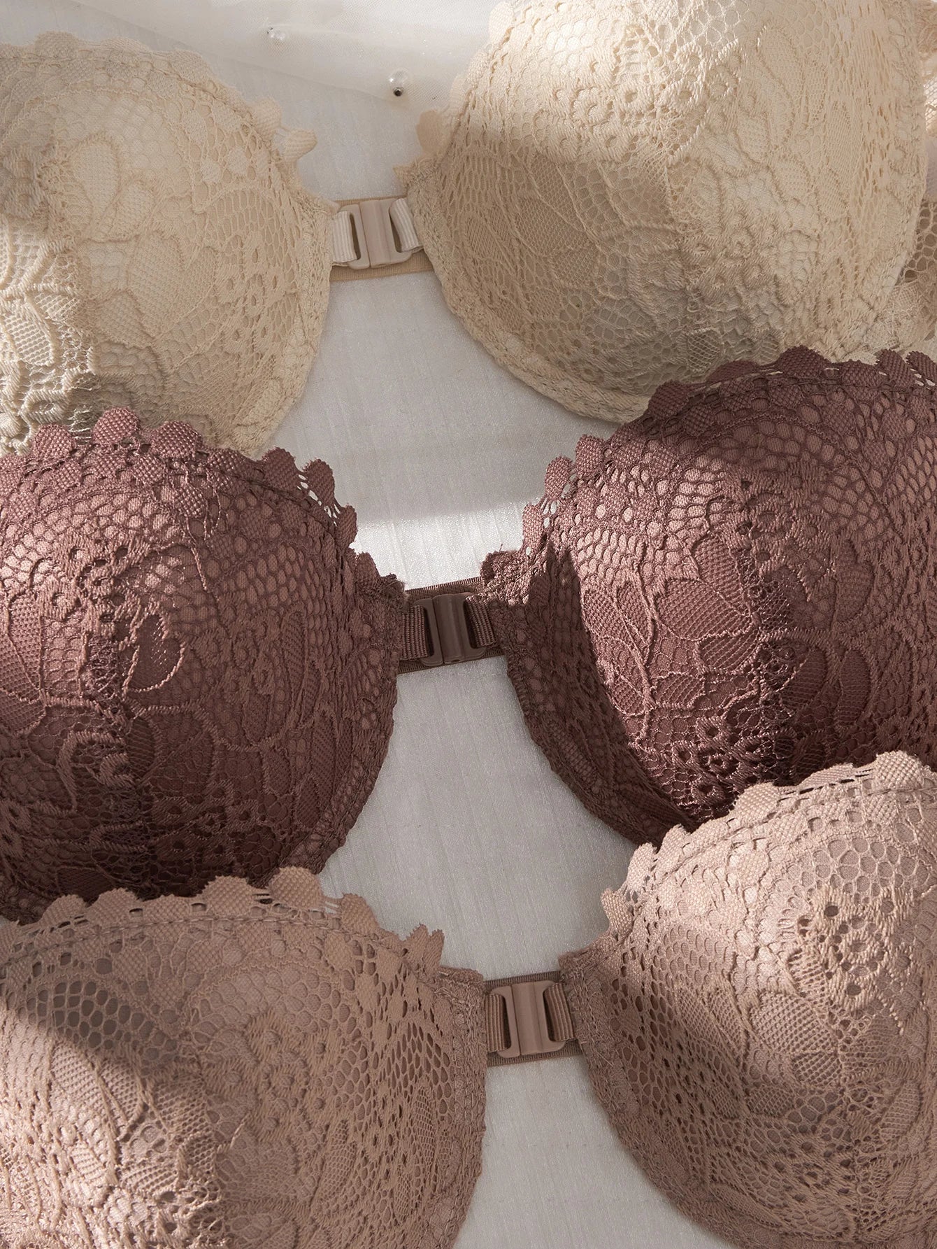 3Pcs Lace Women Strapless Bra Stylish Front Buckle Push up Bra Invisible Off-Shoulder Underwire Bras Women