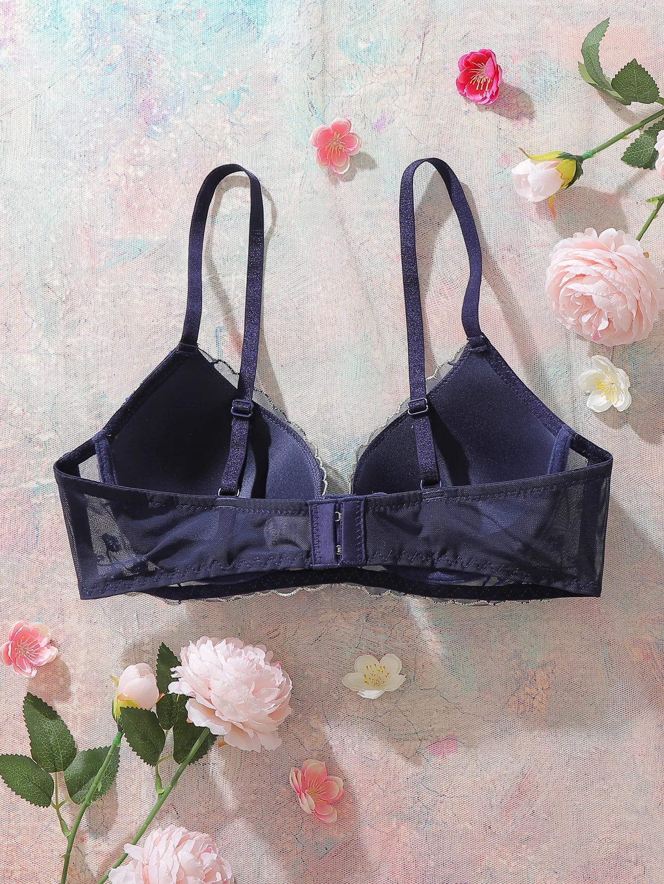 1Pcs Everyday Thin Cup Women's Bra Soft Knitted Push-Up Bra Floral Embroidery Spliced Breathable Lace Underwire Bra for Women