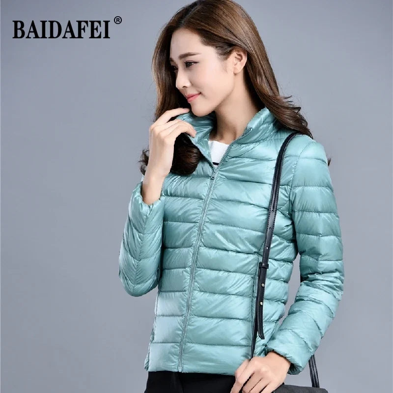 Women Short Puffer Jacket 2025 New Fashion Stand Collar Lightweight Water-Resistant Packable Female Down Parka Casual Coat
