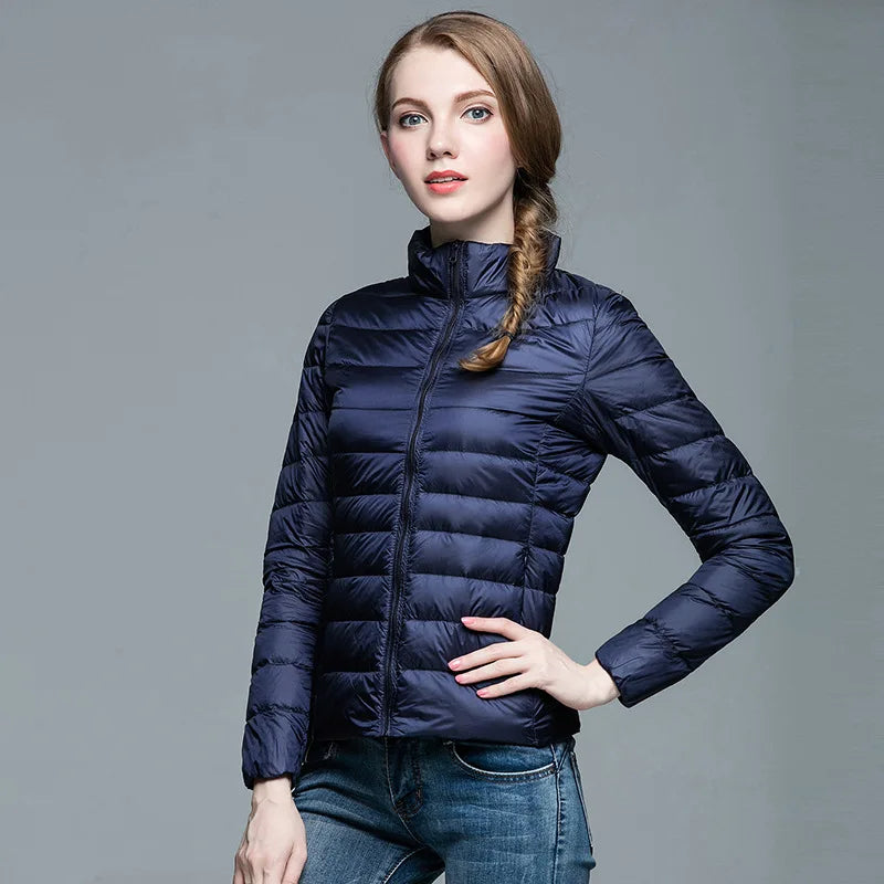 Women Short Puffer Jacket 2025 New Fashion Stand Collar Lightweight Water-Resistant Packable Female Down Parka Casual Coat