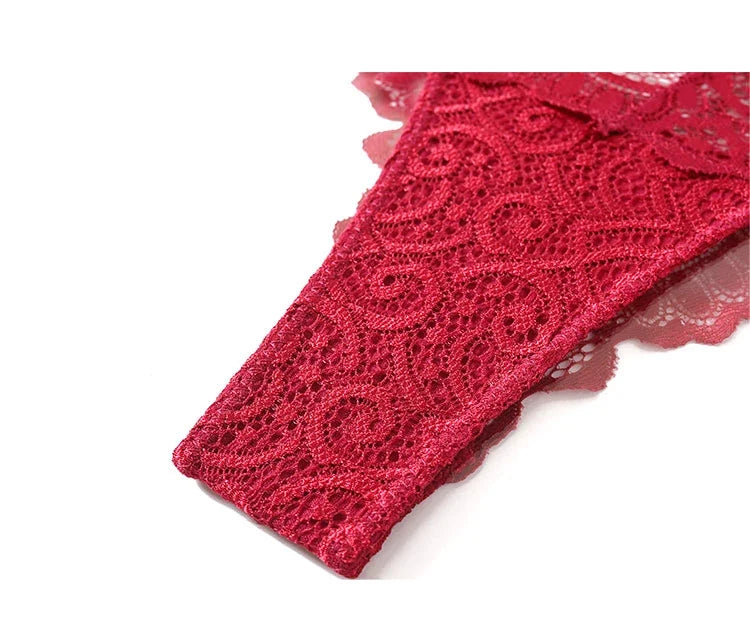 TERMEZY Women Sexy Thongs Lace Panties Low-waist Briefs Intimates Underwear Female G-String Breathable Lingerie Temptation Panty