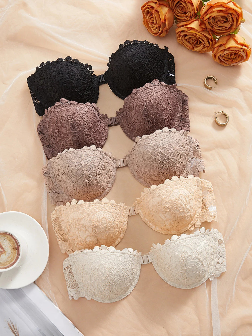 3Pcs Thin Cup Strapless Women's Sexy Bras Lace Trim Patchwork Pattern Front Clasp Push up Bra Comfortable Half-Cup Women's Bra
