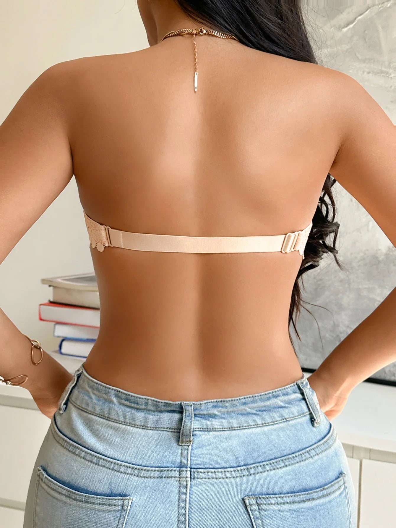 Half Cup Lace Women Strapless Bra Stylish Push Up Underwire Bra Comfortable Front Closure Daily Women's Underwear