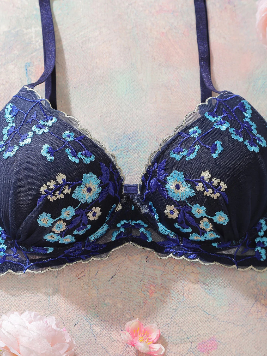 1Pcs Everyday Thin Cup Women's Bra Soft Knitted Push-Up Bra Floral Embroidery Spliced Breathable Lace Underwire Bra for Women