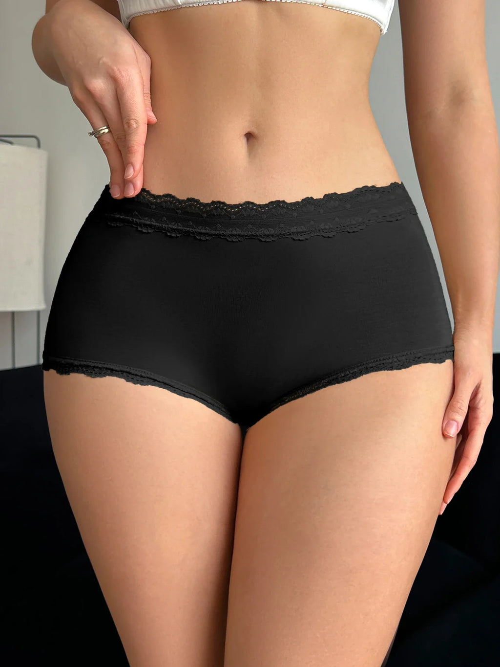 7Pcs/Set Women Lace Trim Seamless Panties Plain Sexy Lace Briefs Daily Breathable Girls Underwear Soft Plus Size Lingerie S-XXL