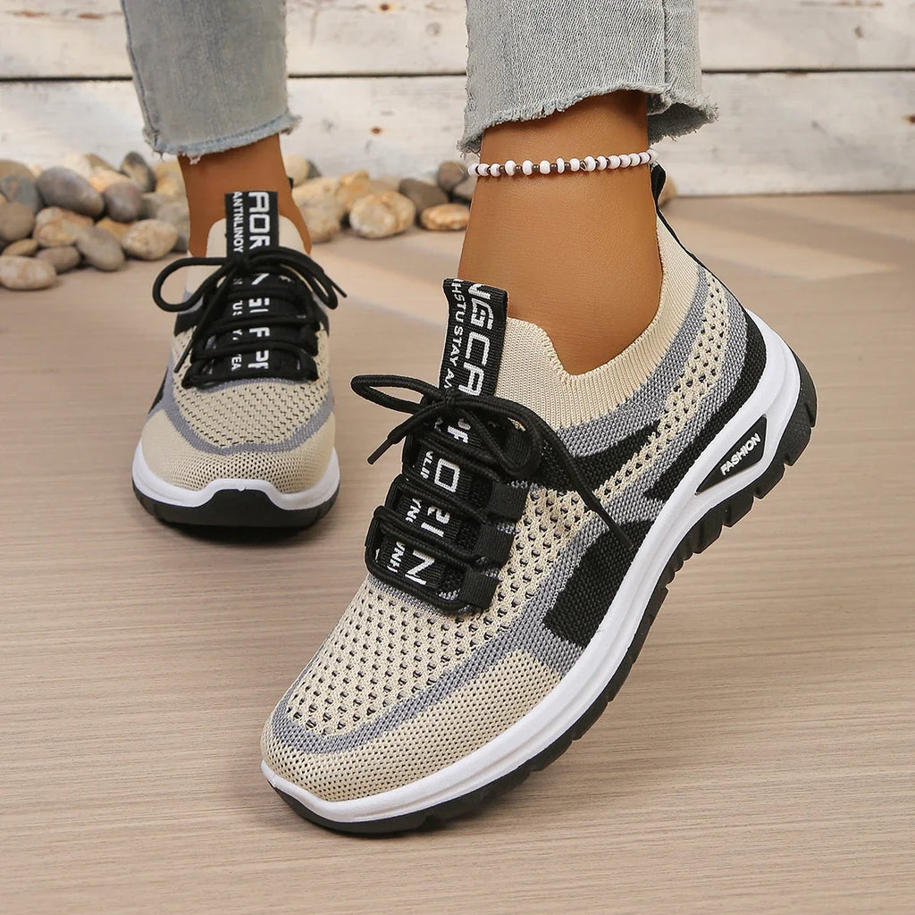 Women's shoes summer 2026 casual sneaker new style two-color single shoes, versatile, casual and fashionable work shoes