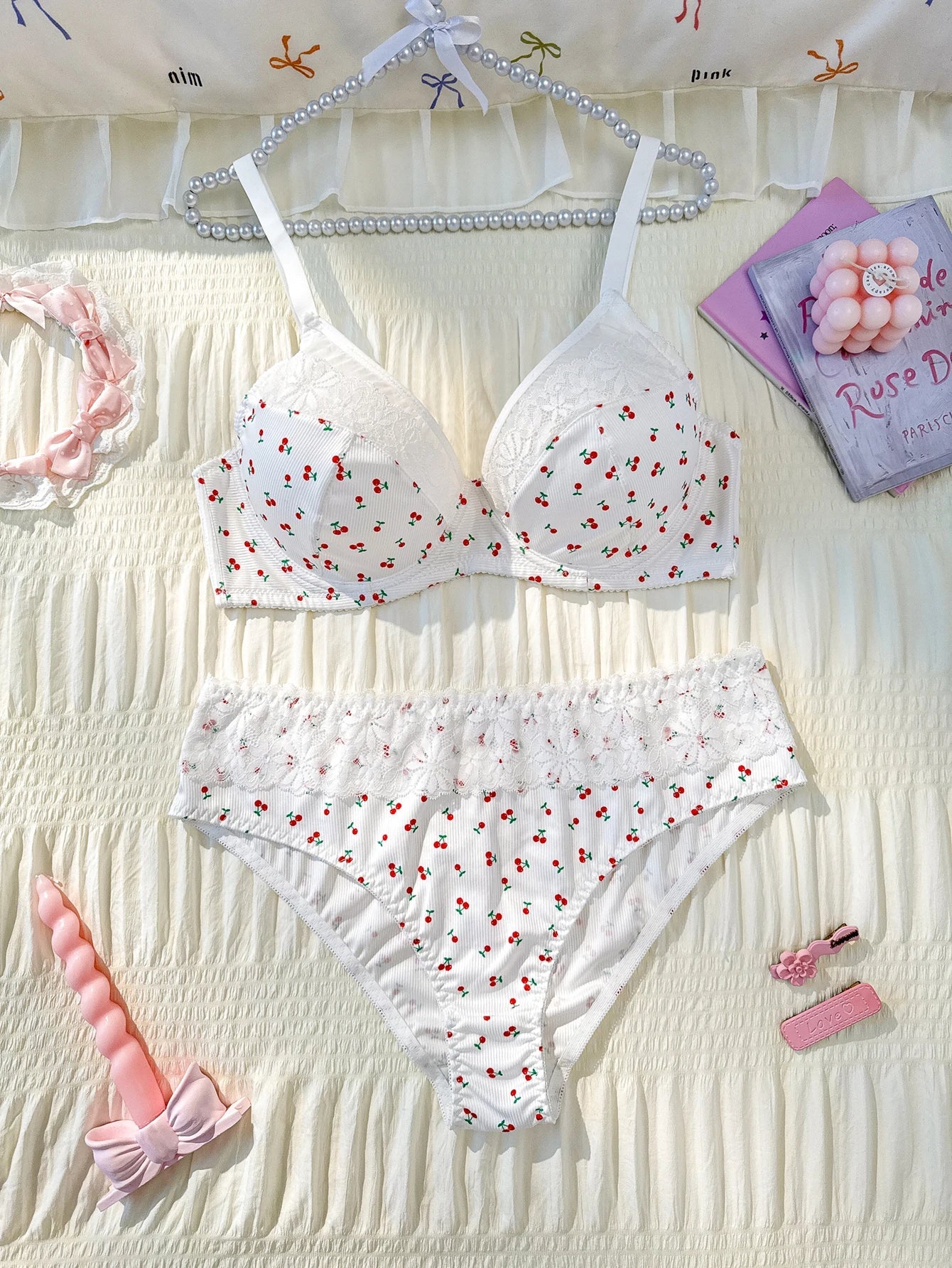 1XL-4XL Plus Size Women's Underwear Set Mesh Thin Unlined Underwire Bra Soft & Breathable Lace Trim Panties Women's Lingerie Set