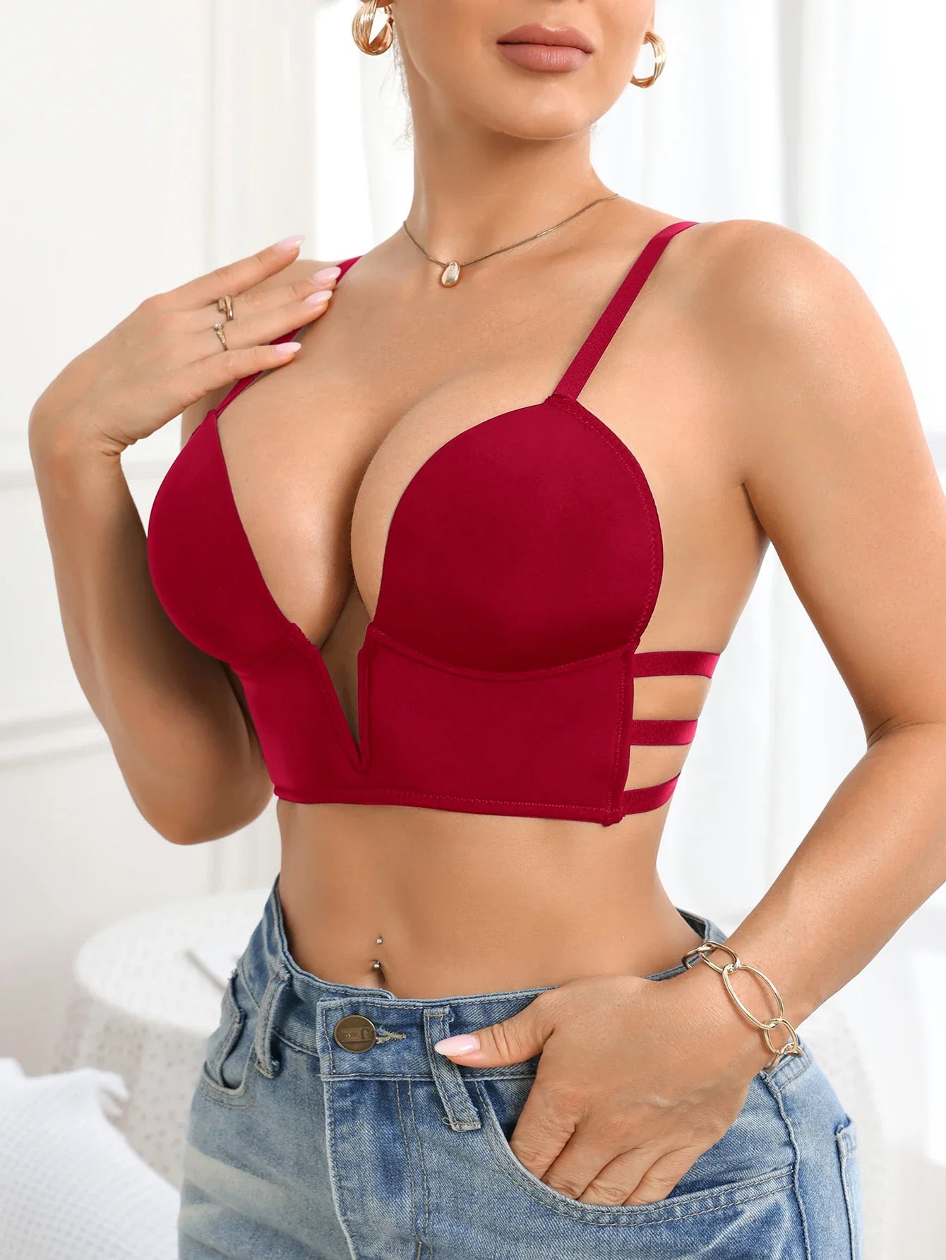 Women's Sexy Bra Deep V Plunge Bralette with Thin Crisscross Back Straps Ladies' Everyday Invisible Push up Bra for Dresses