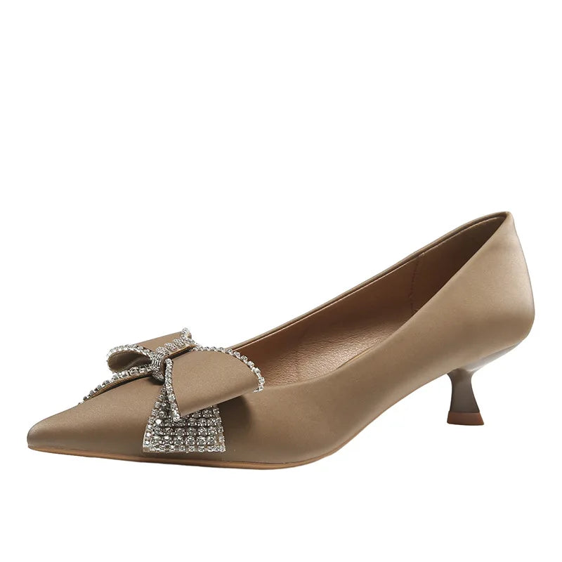 High Quality Satin Rhinestone Bowknot Design Kitten Heel Pumps Women Pointed Toe Elegant Party Shoes Luxury Wedding Bride Heels