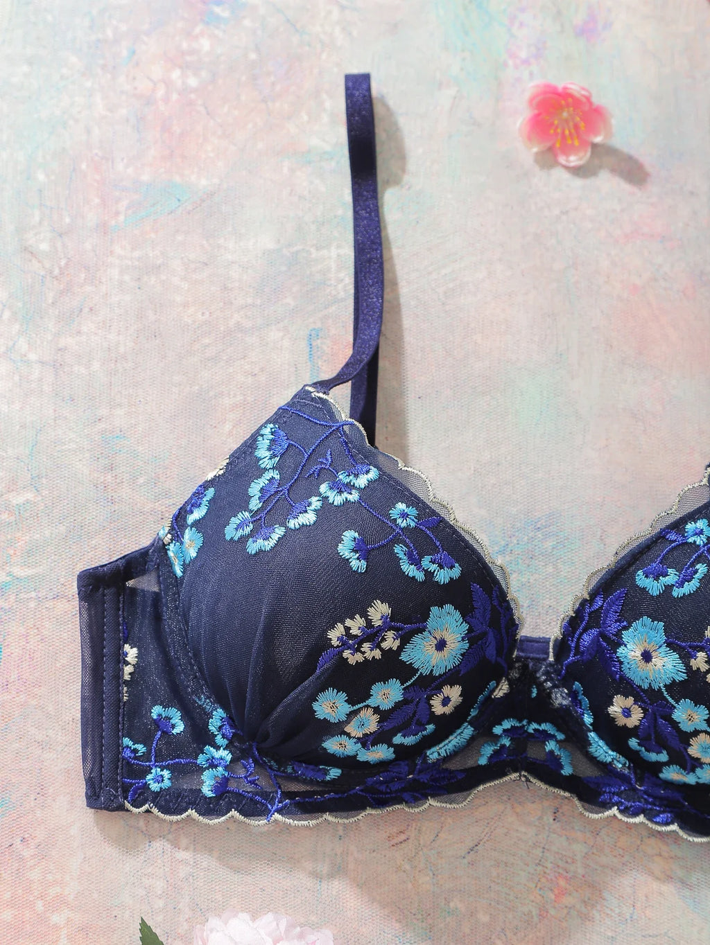 1Pcs Everyday Thin Cup Women's Bra Soft Knitted Push-Up Bra Floral Embroidery Spliced Breathable Lace Underwire Bra for Women