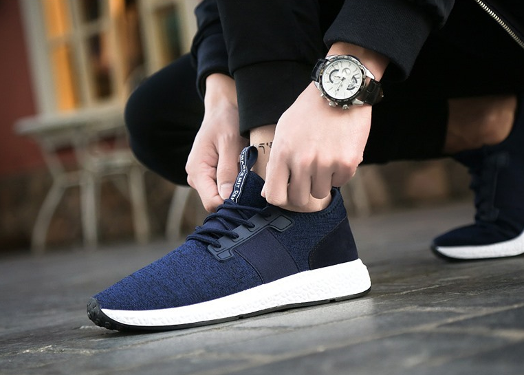 Men's Breathable Mesh Sports Casual Running Shoes