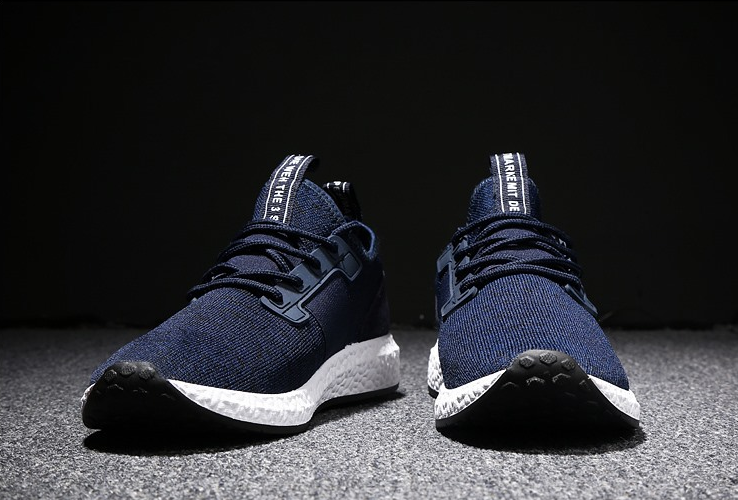 Men's Breathable Mesh Sports Casual Running Shoes